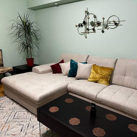 Sofiart Apartment Bukarest Eksteriør billede