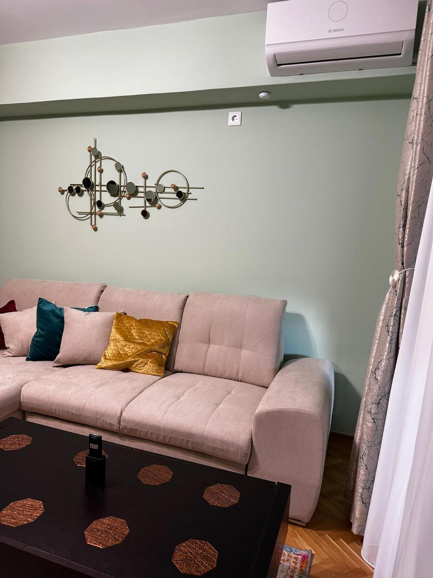 Sofiart Apartment Bukarest Eksteriør billede