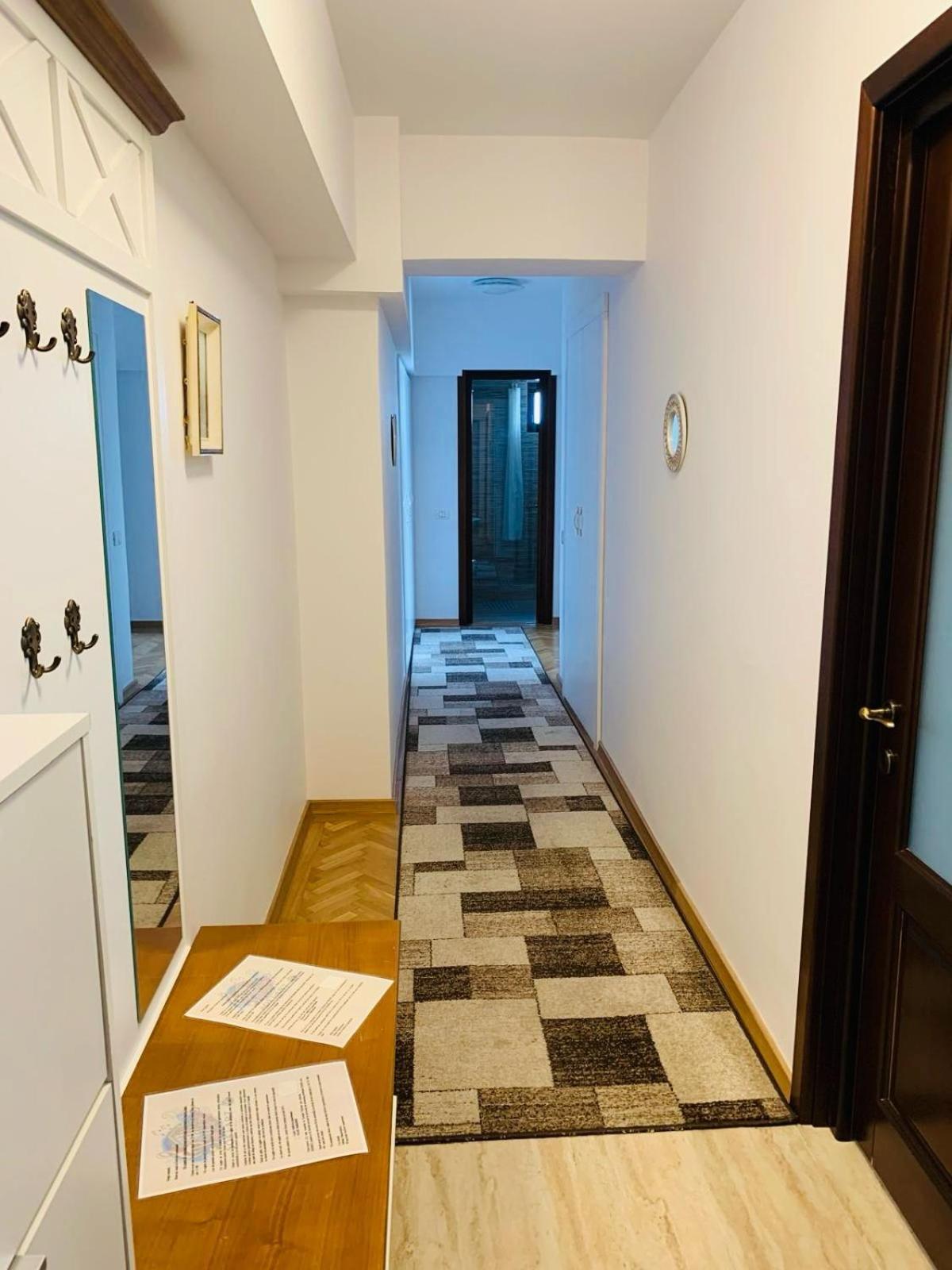 Sofiart Apartment Bukarest Eksteriør billede